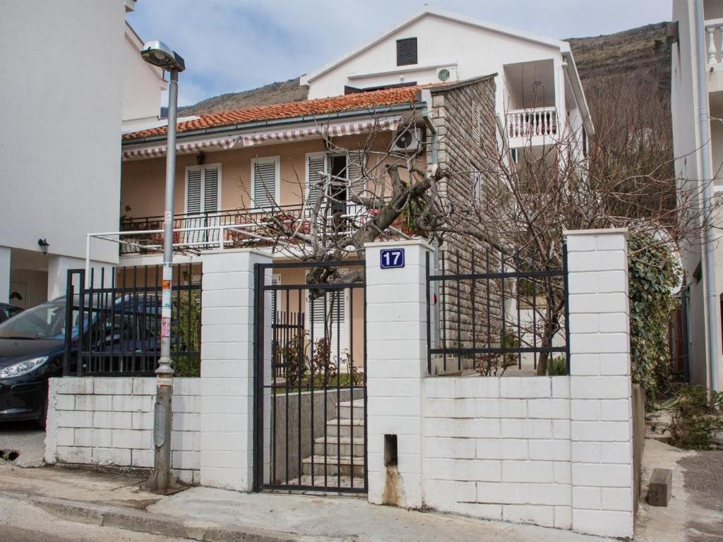 Guest House 4M Petrovazzo Esterno foto